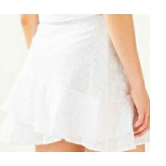 Lilly Pulitzer Sz 14 ALPINNIA White Eyelet Asymmetrical Ruffled Mini Skirt - Picture 2 of 4